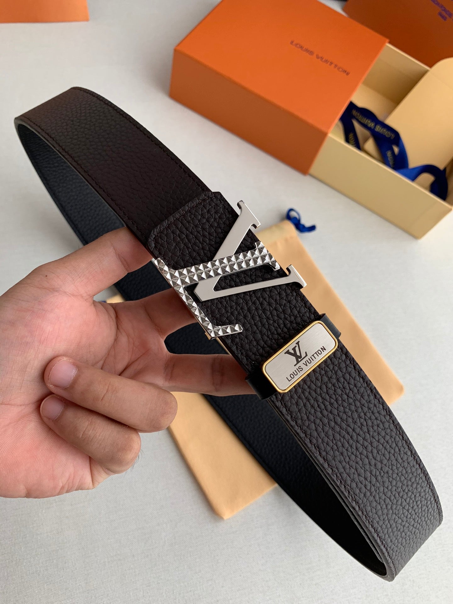 LOUIS VUITTON LV 25S BELT 38 MM IN DARK BROWN CALFSKIN 593213