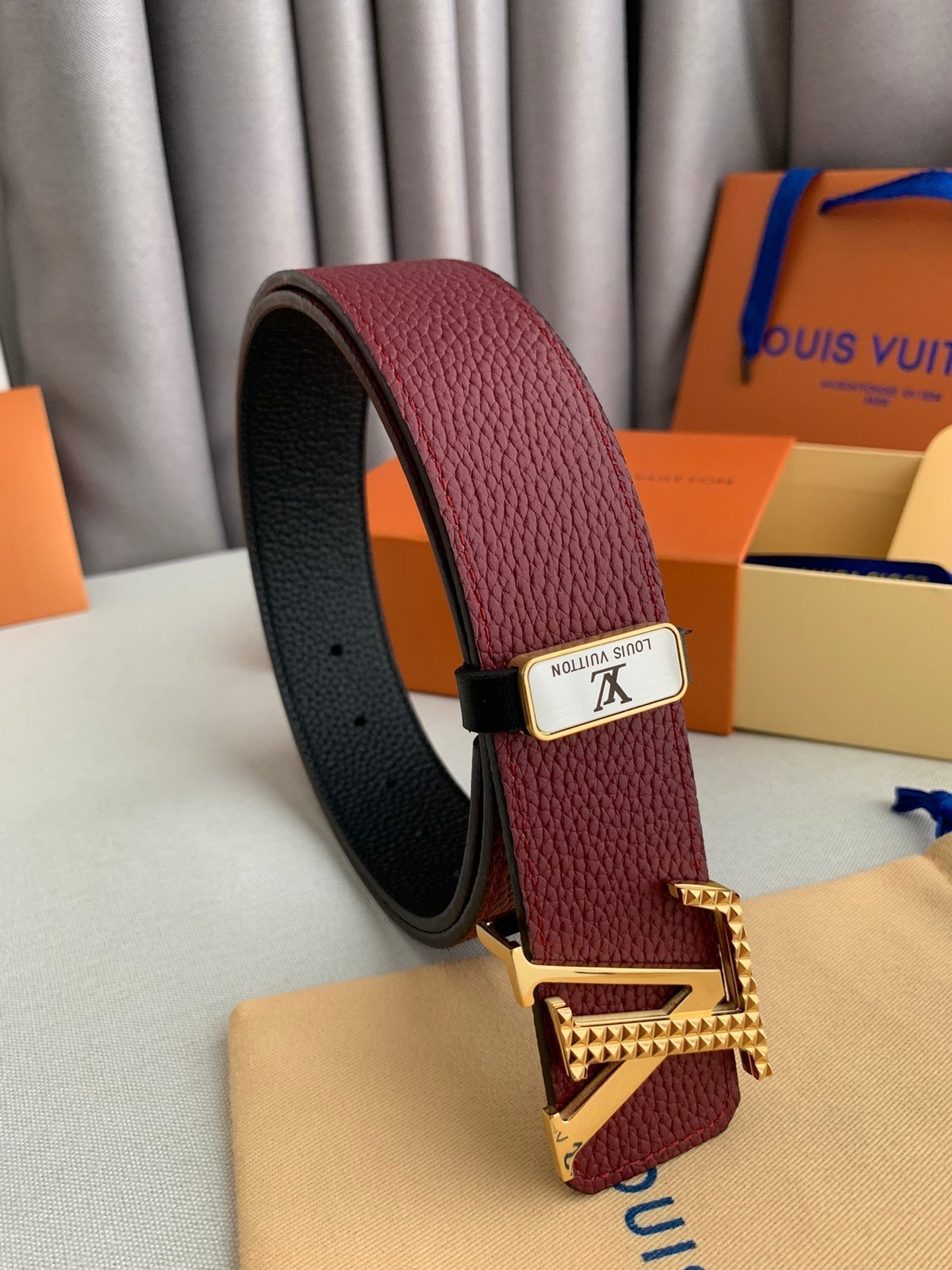 LOUIS VUITTON LV 25S BELT 38 MM IN DARK RED CALFSKIN 593214