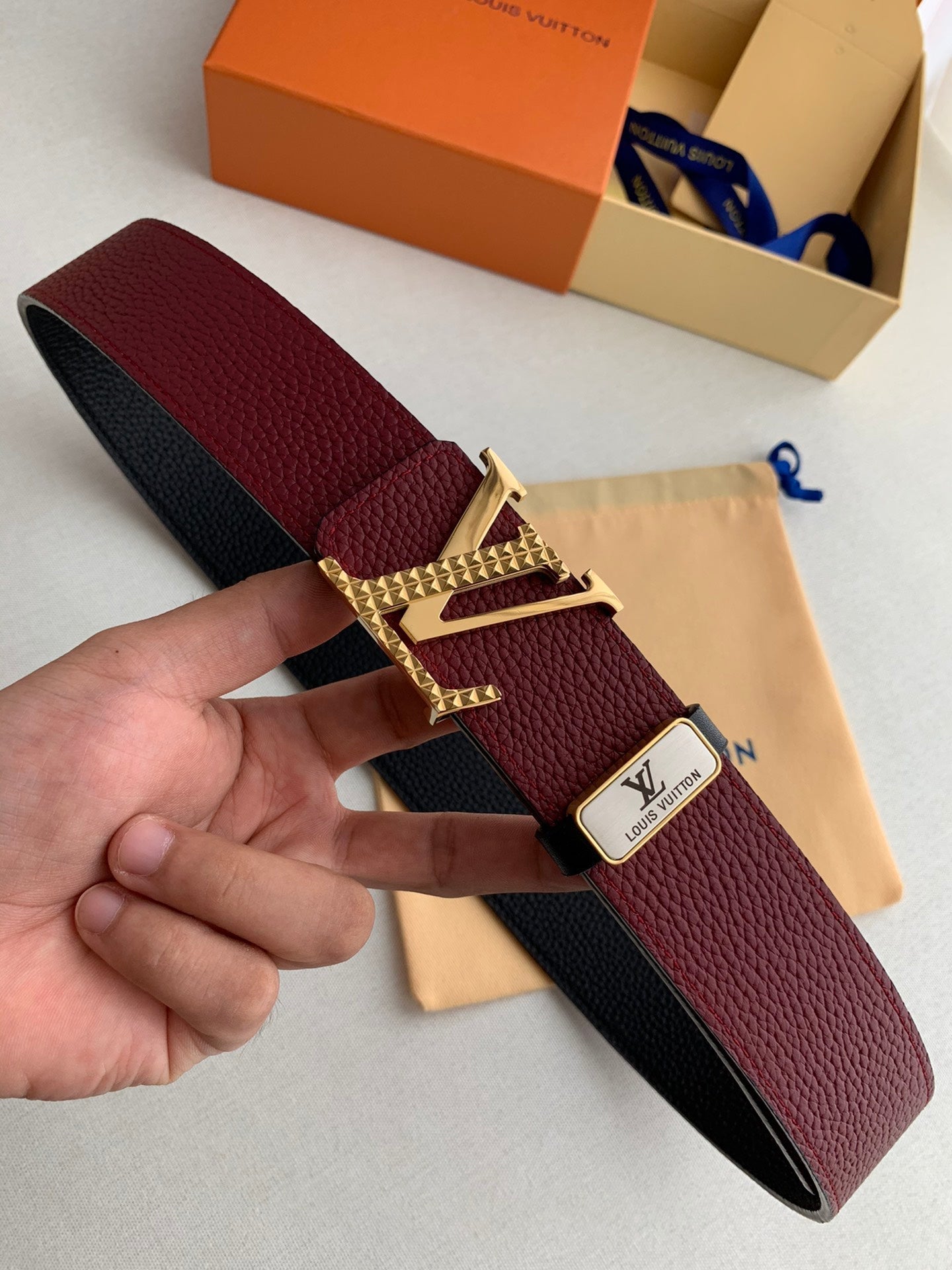 LOUIS VUITTON LV 25S BELT 38 MM IN DARK RED CALFSKIN 593214