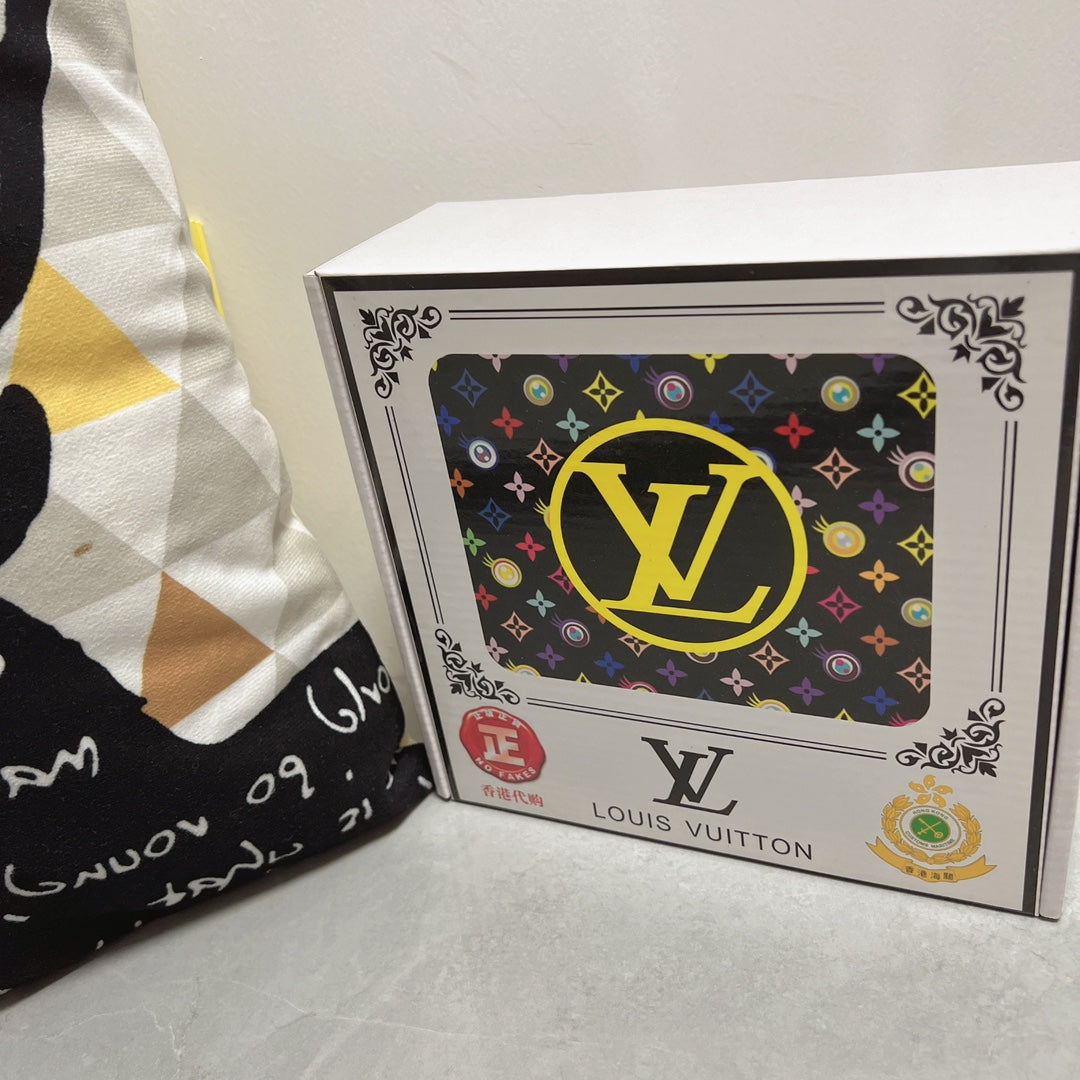 LOUIS VUITTON LV 25S BELT 38 MM IN BLACK CALFSKIN 593269