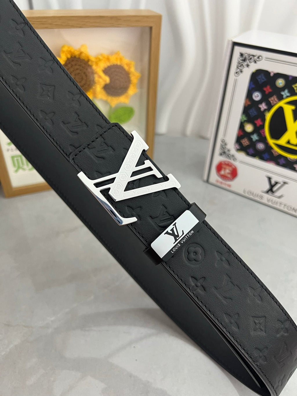 LOUIS VUITTON LV 25S BELT 38 MM IN BLACK CALFSKIN 593278