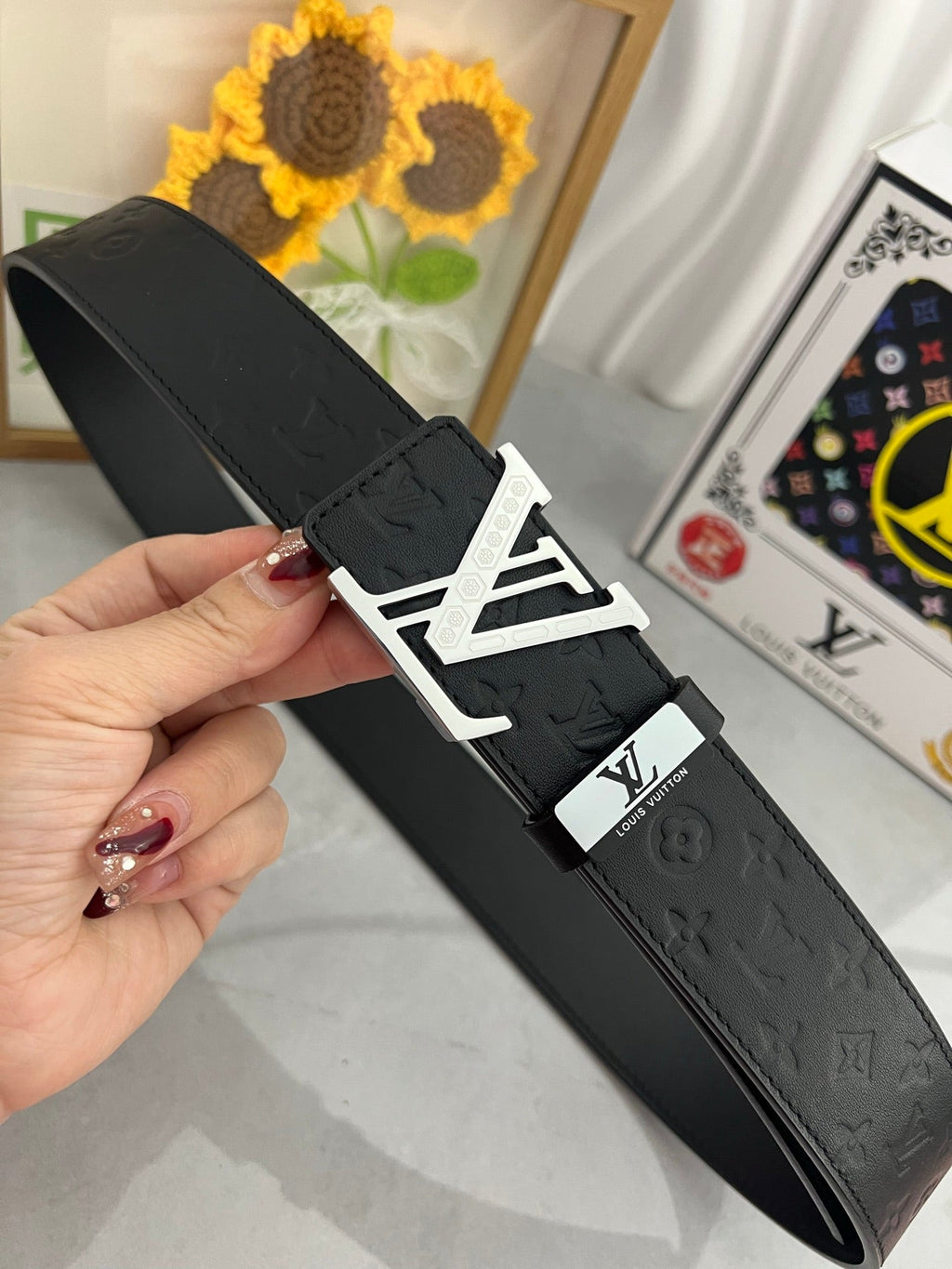 LOUIS VUITTON LV 25S BELT 38 MM IN BLACK CALFSKIN 593278