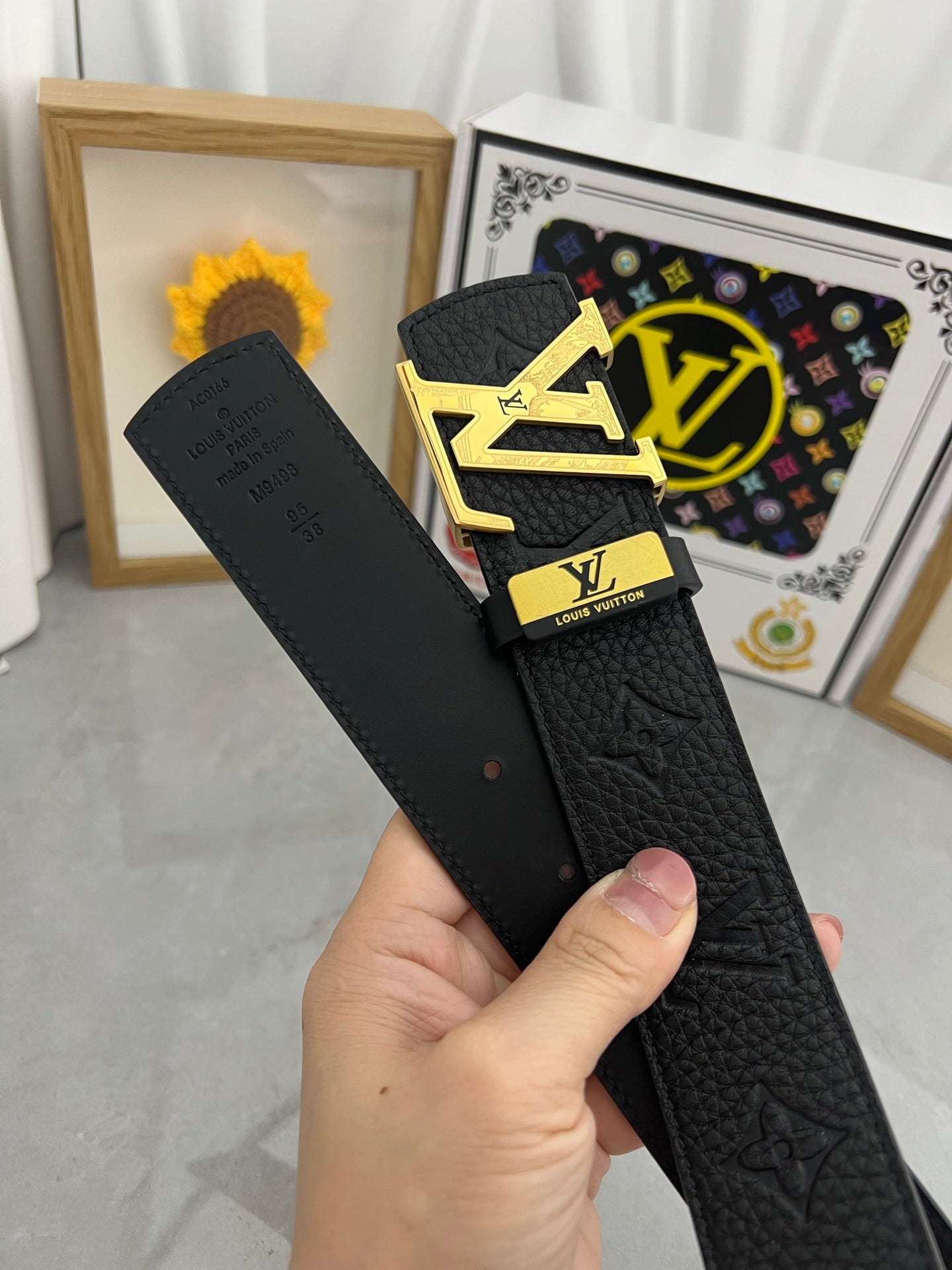 LOUIS VUITTON LV 25S BELT 38 MM IN BLACK CALFSKIN 593284