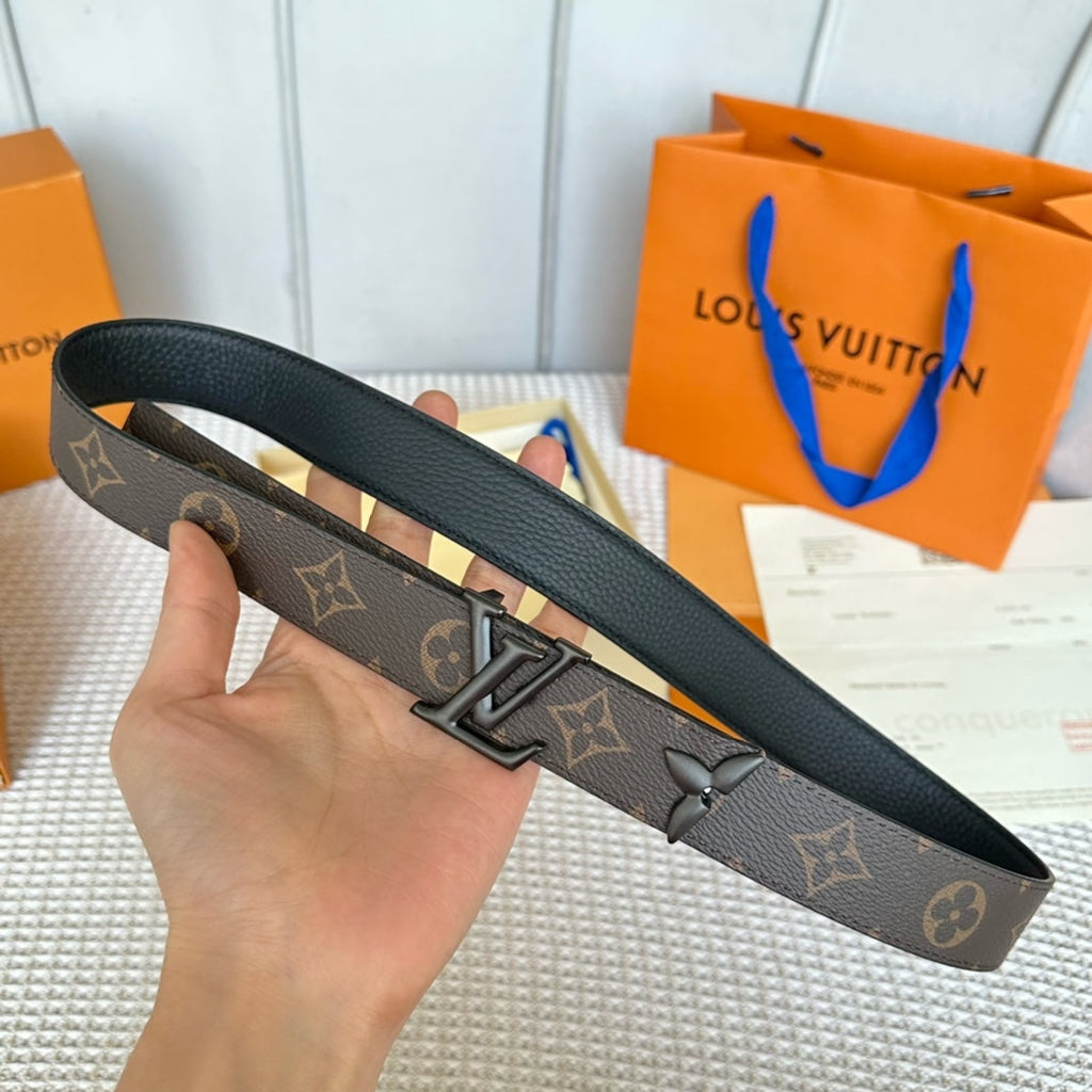 LOUIS VUITTON PRETTY LV 30MM REVERSIBLE BELT IN BLACK CALFSKIN BLACK HARDWARE