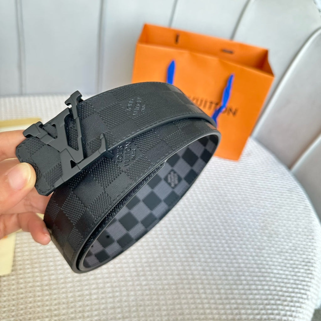 LOUIS VUITTON LV 25S BELT 40 MM IN BLACK MIX GREY CALFSKIN 593221